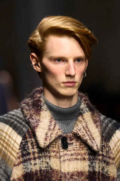 Look 20